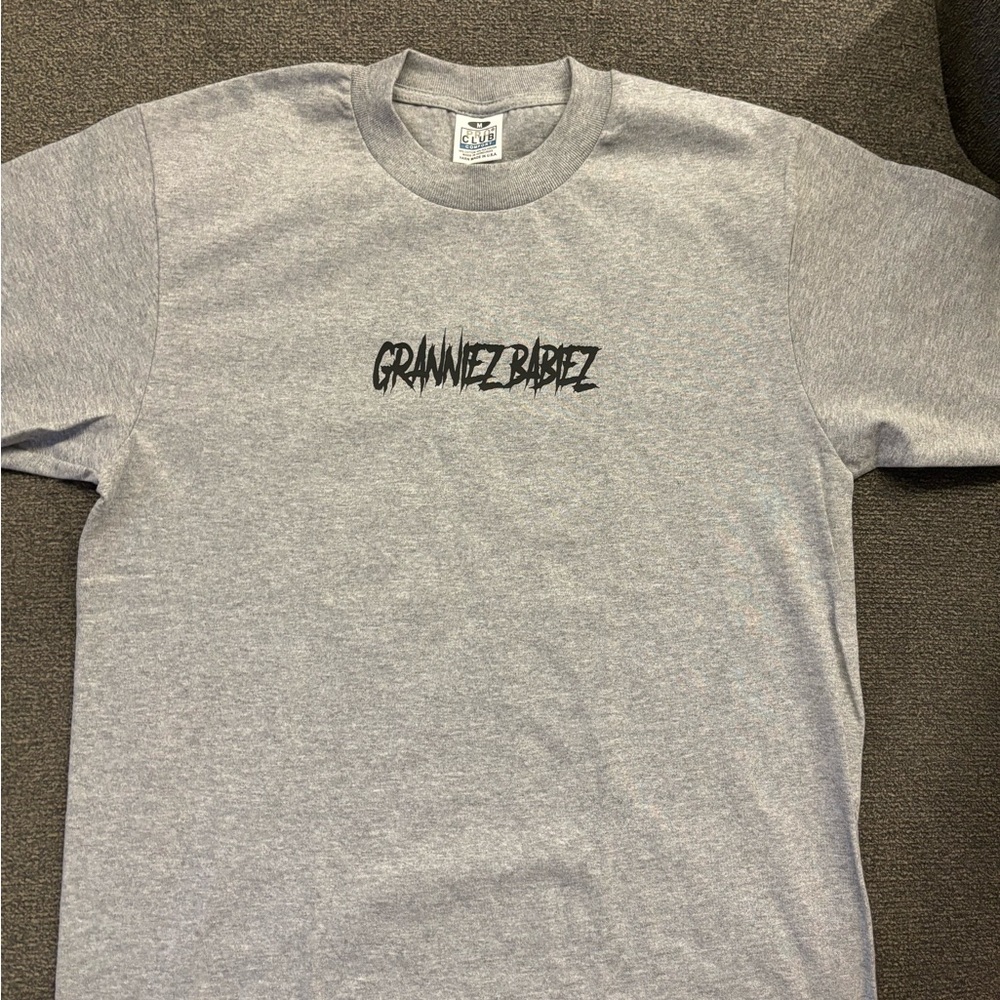 Gray Men's modern Tee
